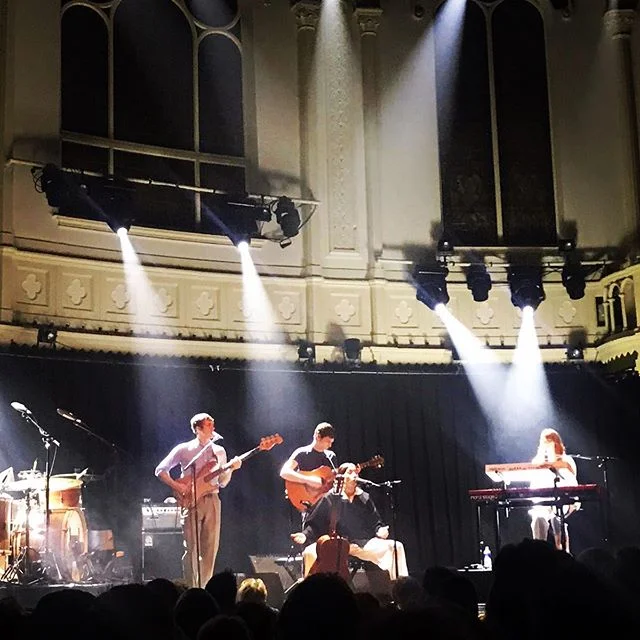 Those hands. 
That voice. 
Those songs. 
That performance.
#loveofmusic 
#aldousharding 
#Amsterdam
pic @jamiellag 
@aldousharding