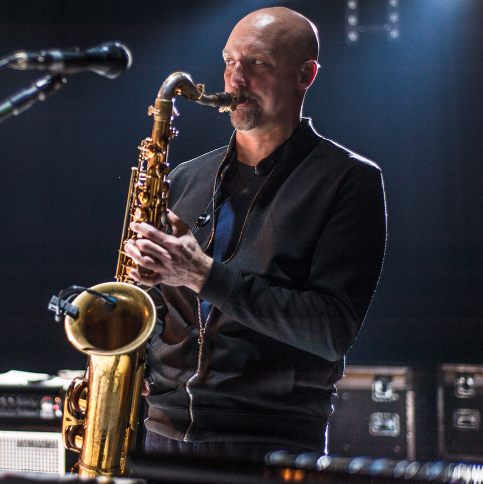 Steve Beighton - saxophone