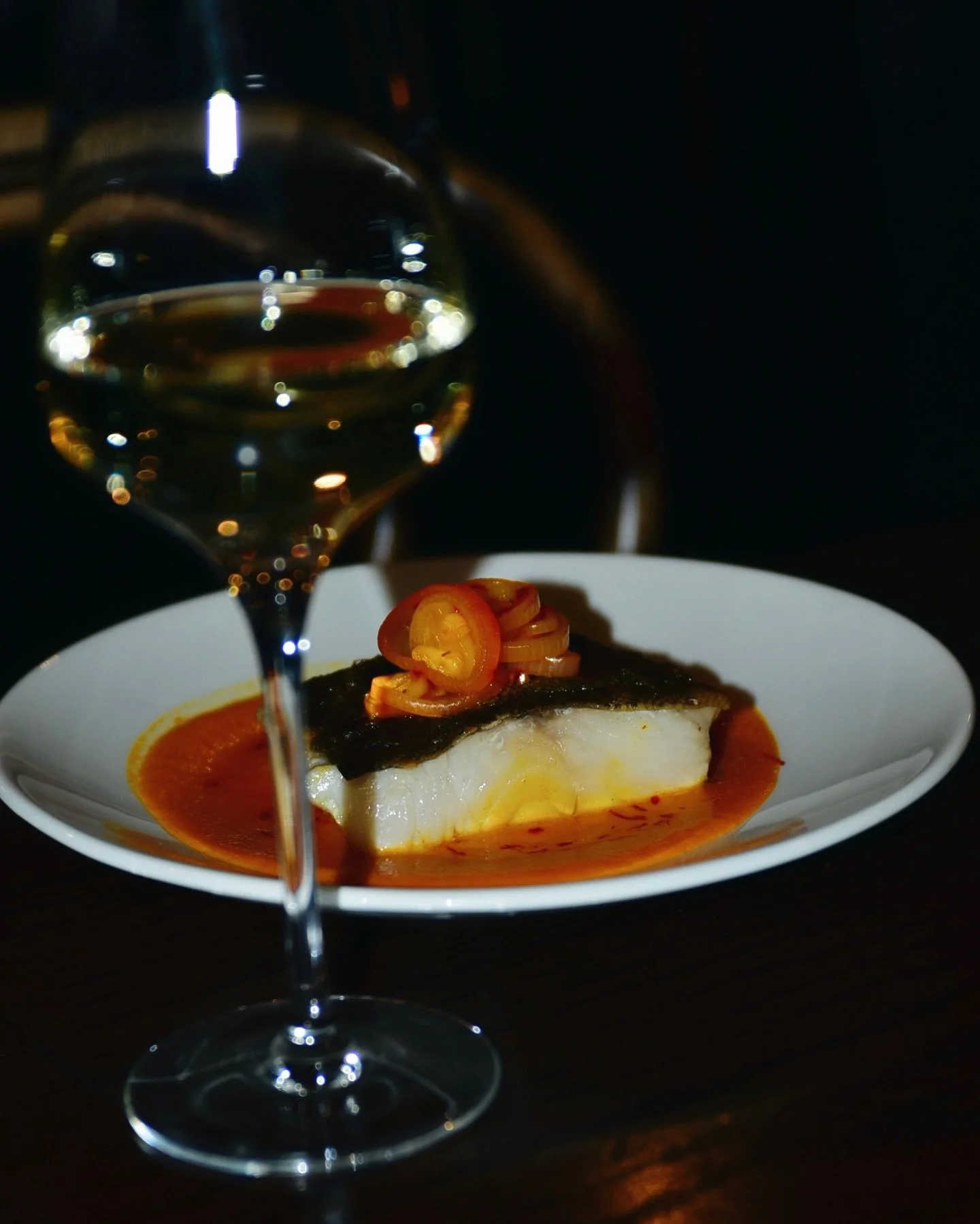 Pan-fried Atlantic black cod paired with a warm, spiced tomato sauce and finished with saffron-pickled shallots &mdash; now on the menu
⠀⠀⠀⠀⠀⠀⠀⠀⠀
#restaurantlondon #kentishtown #new #chef #londonfood