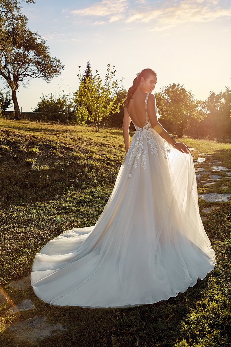 Eddy K Italia Wedding Dresses: Stunning Designs at Kimberly James ...