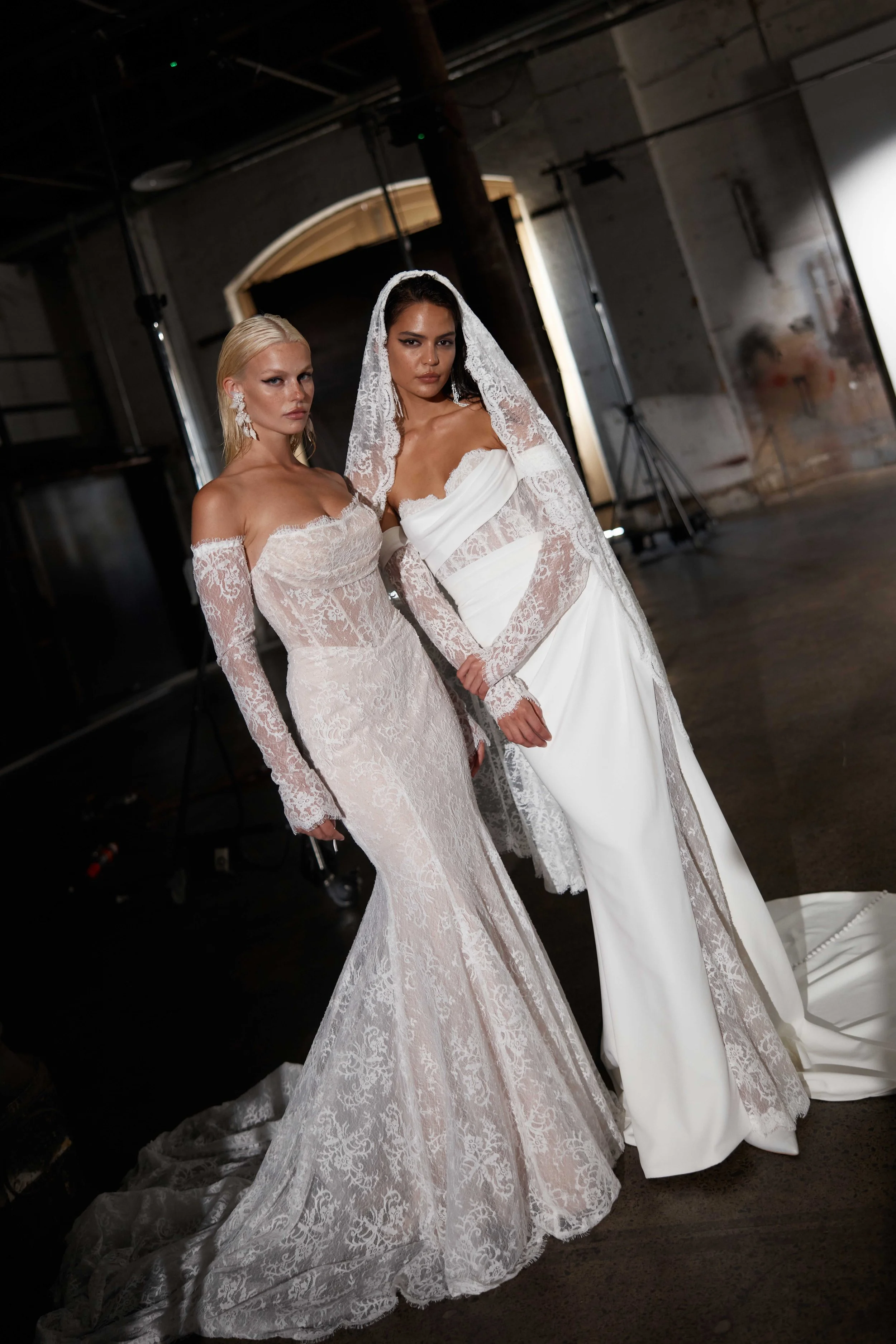 ROXANNE_EY583_GRAY_EY591_1.jpg