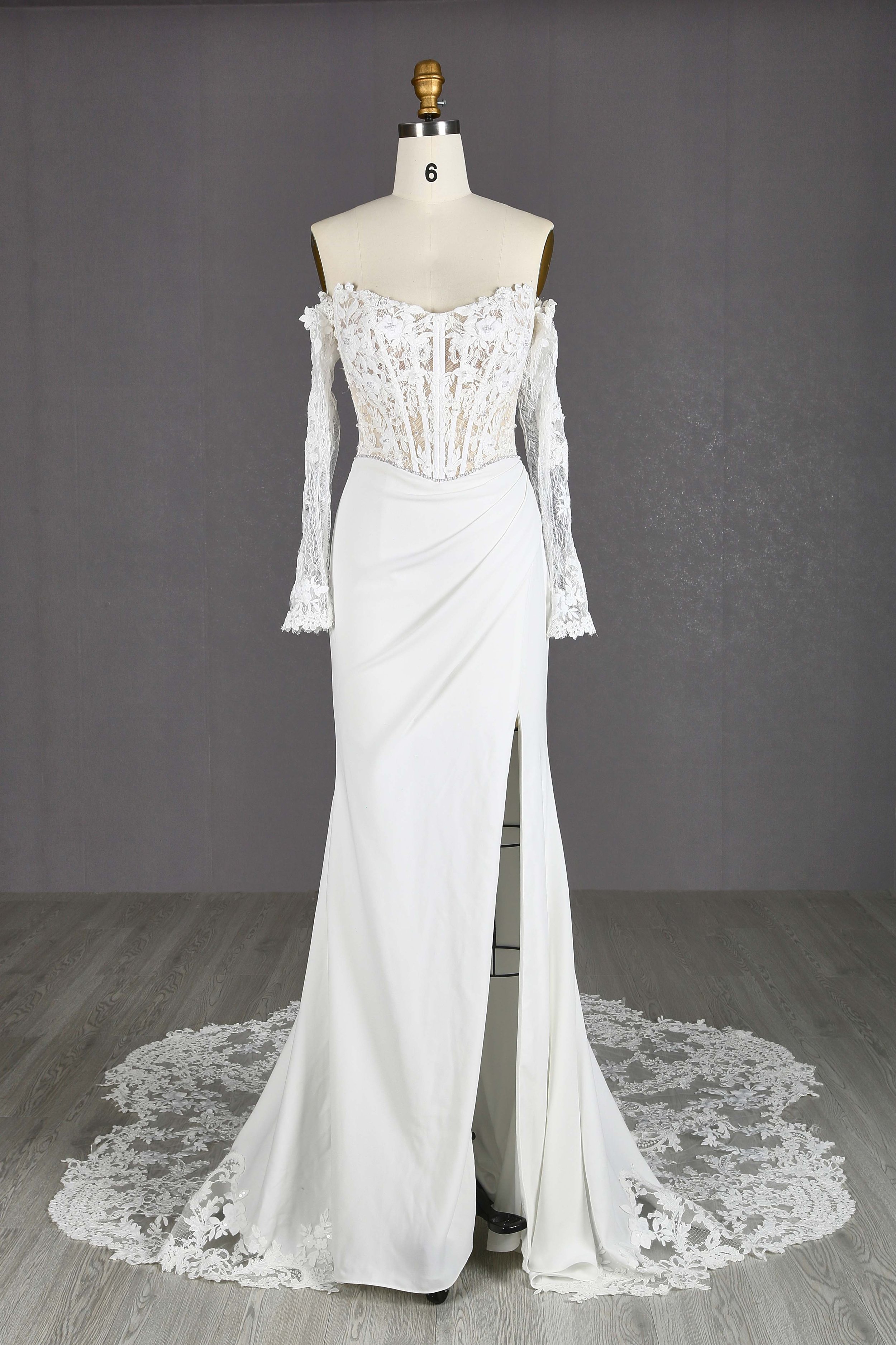 Karol - mannequin front.jpeg