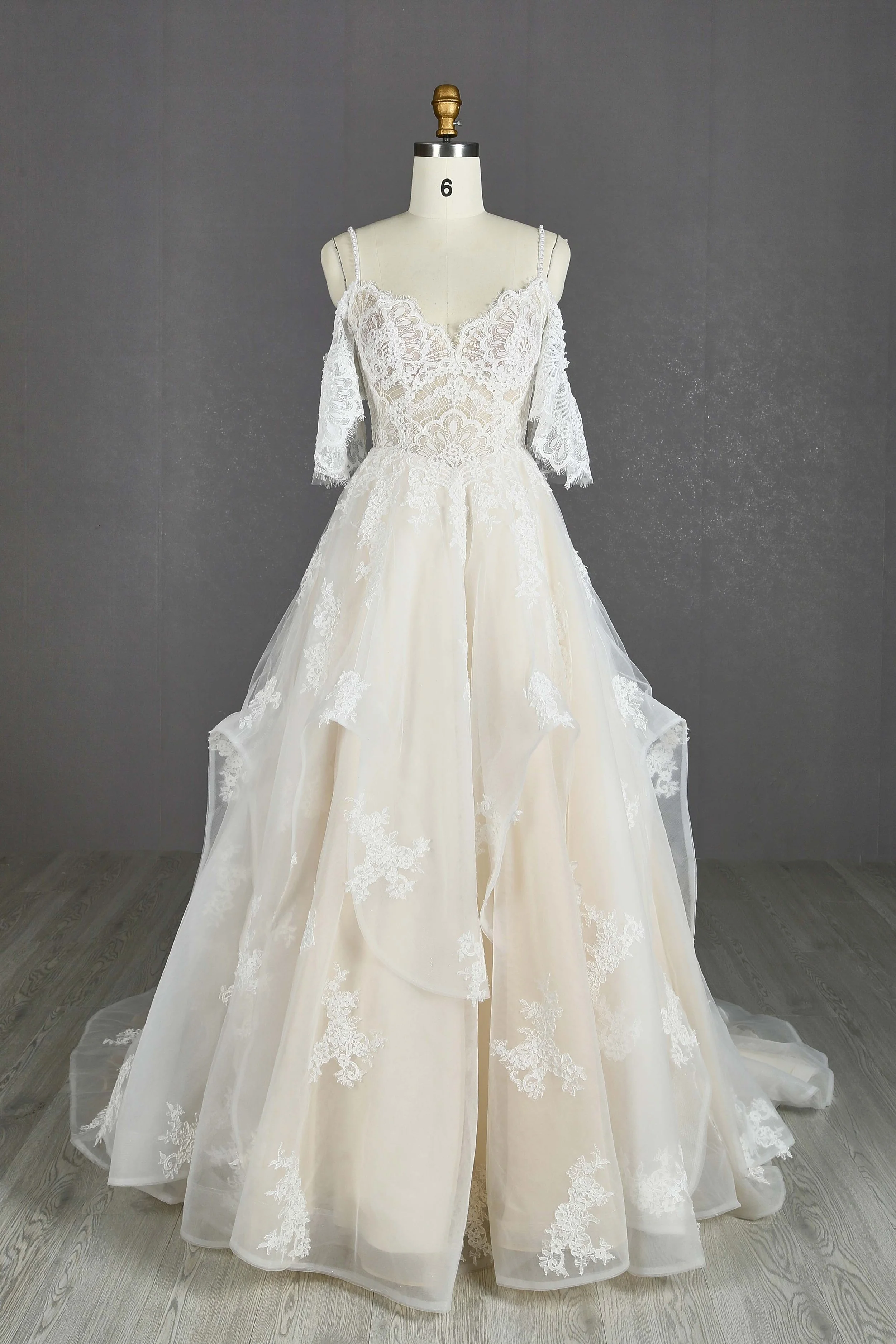 Keilani - mannequin 1.jpeg