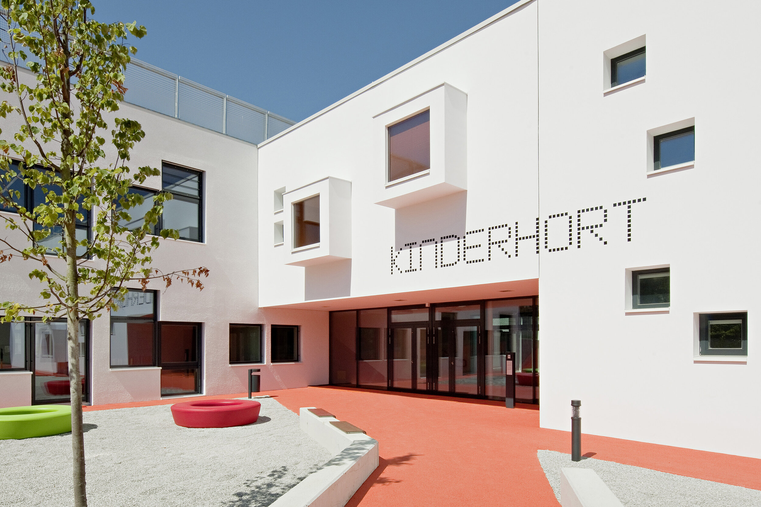schulbau-kinderbetreuungszentrum maria enzersdorf-04_quer.jpg
