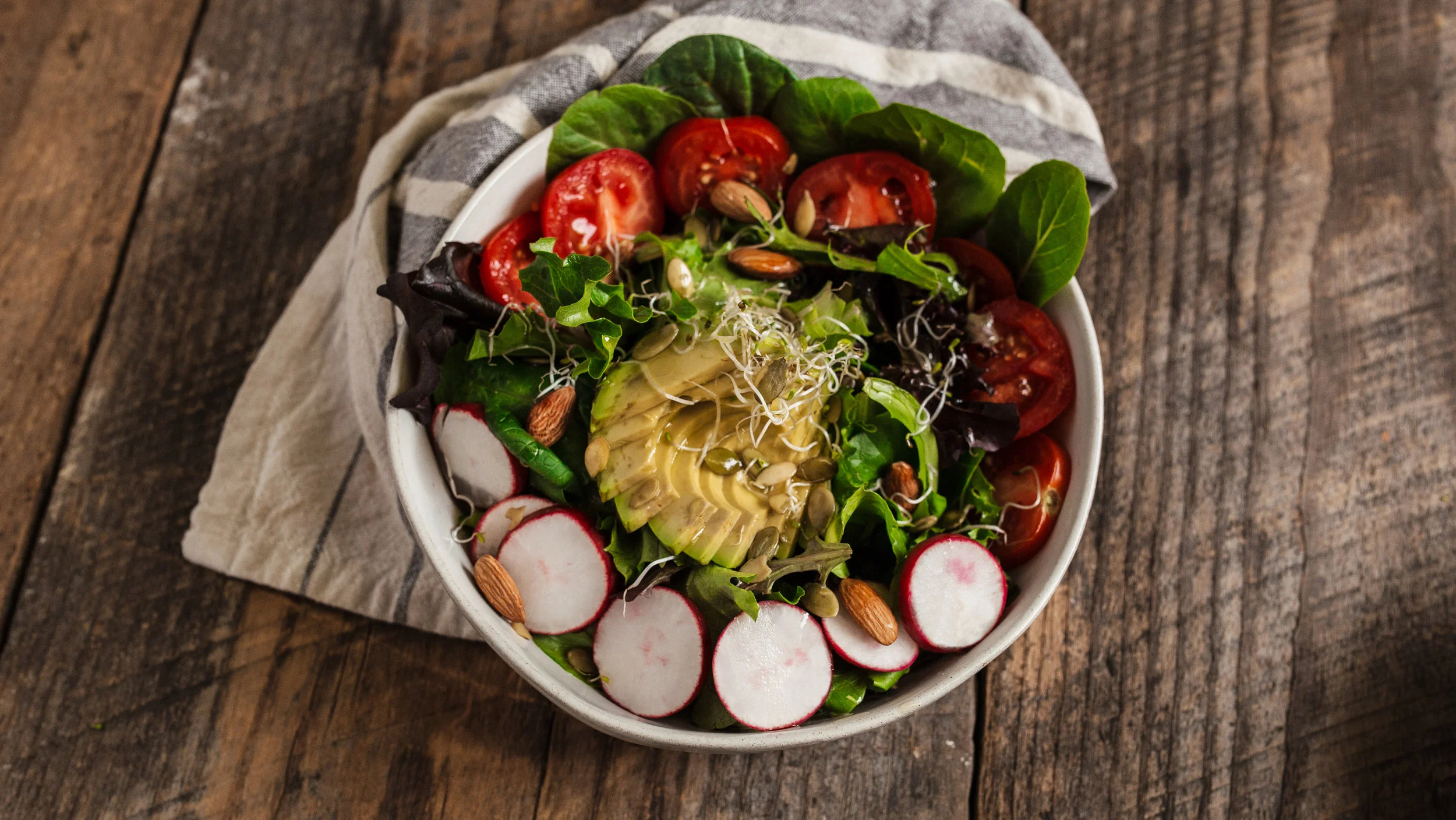 10(a) Dinner - Healthy Nut Salad.jpg