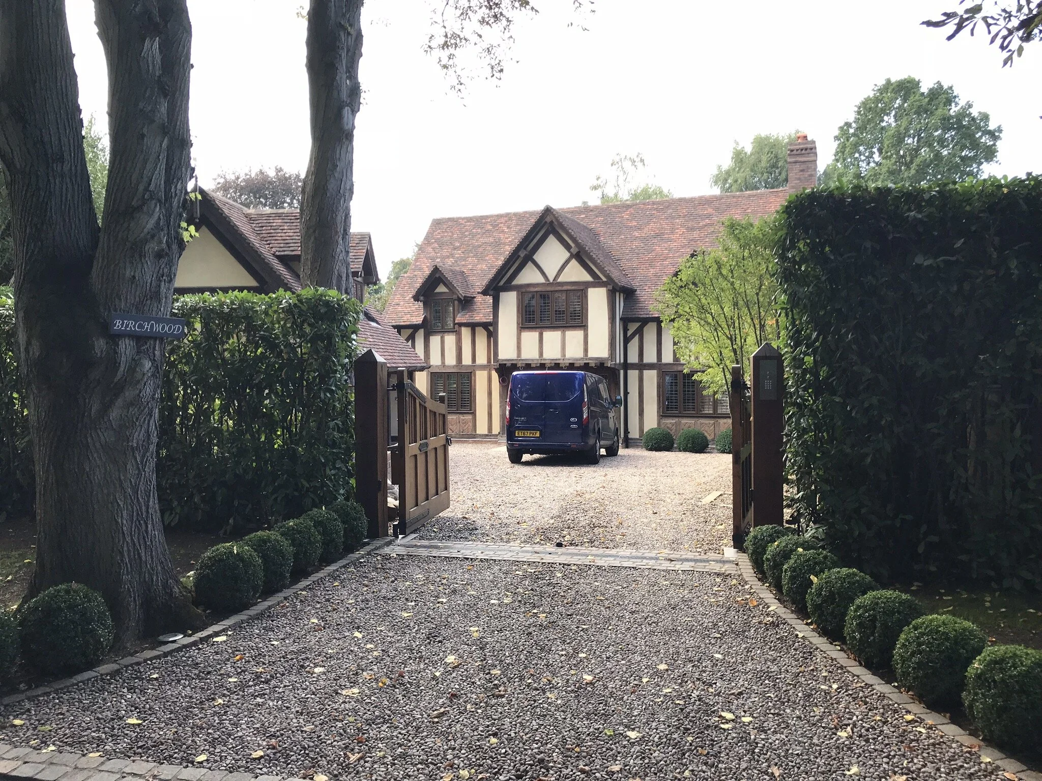 Full Service Wentworth Estate 