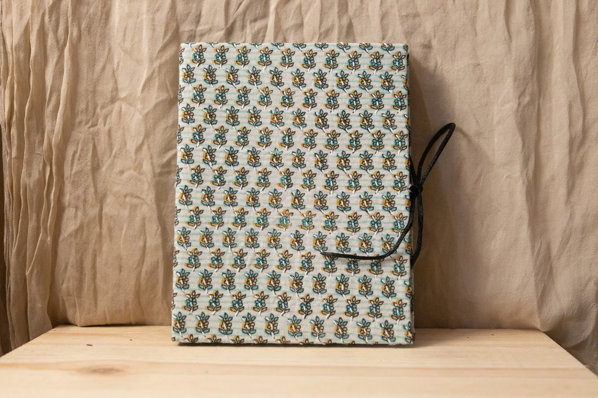 2 NOTIZBUCH - 25 CHF