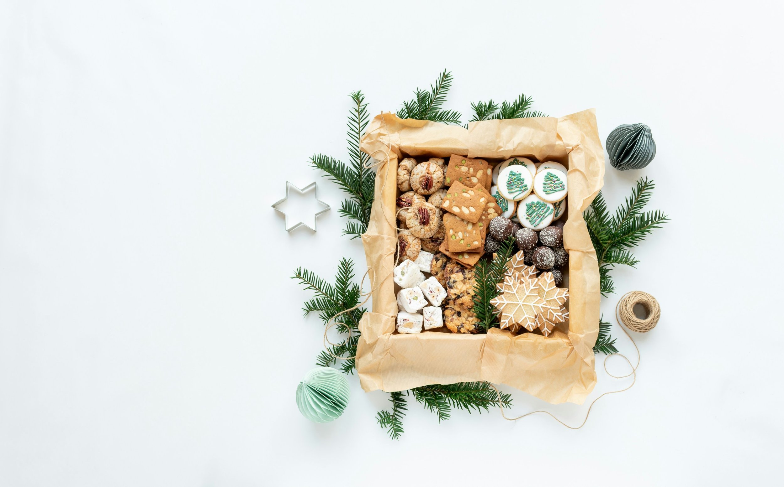 Why You're Bloated after Holiday Meals (&amp; What To Do Instead)