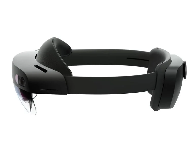 HeroSight uses hardware by Microsoft HoloLens.
