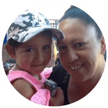 giggles-parent-testimonial-christie-ayton.png