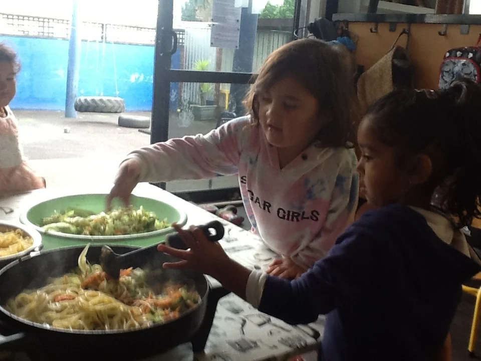 cooking-our-veges-with-noodles-yummy.jpg