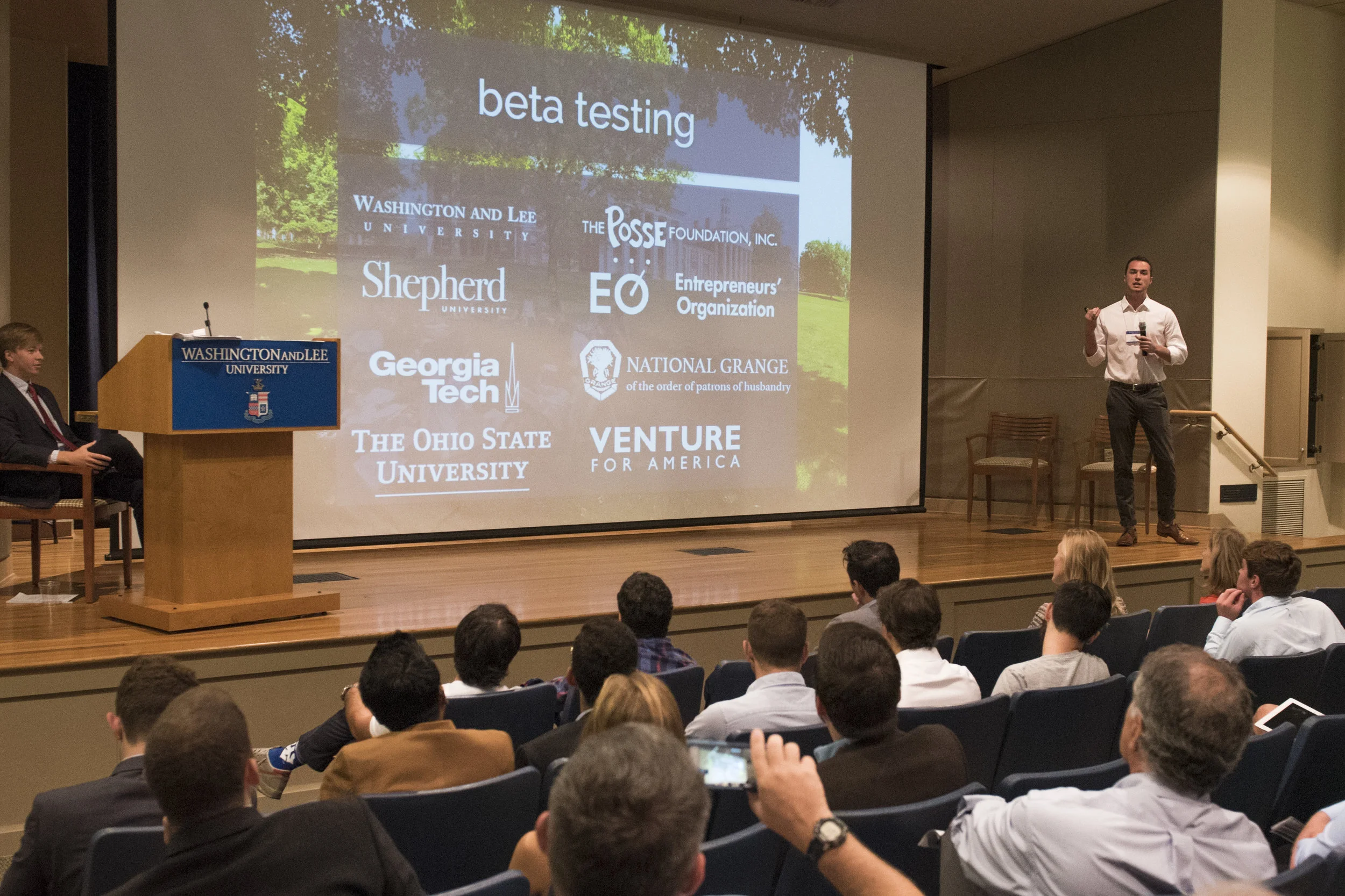 Dillon Myers ’14 during an Alumni Pitch Session