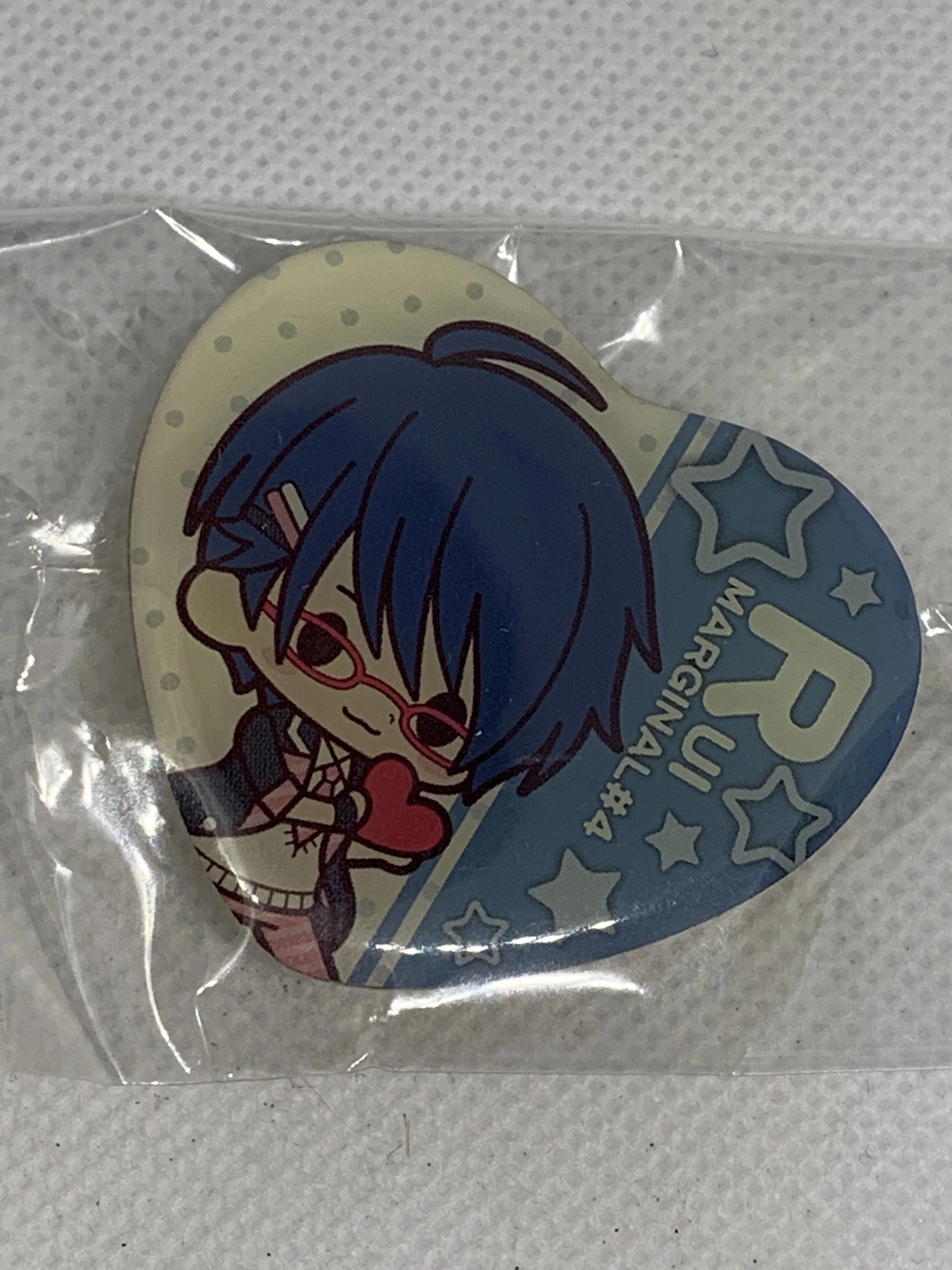 Aibu Rui Metal Heart Badge