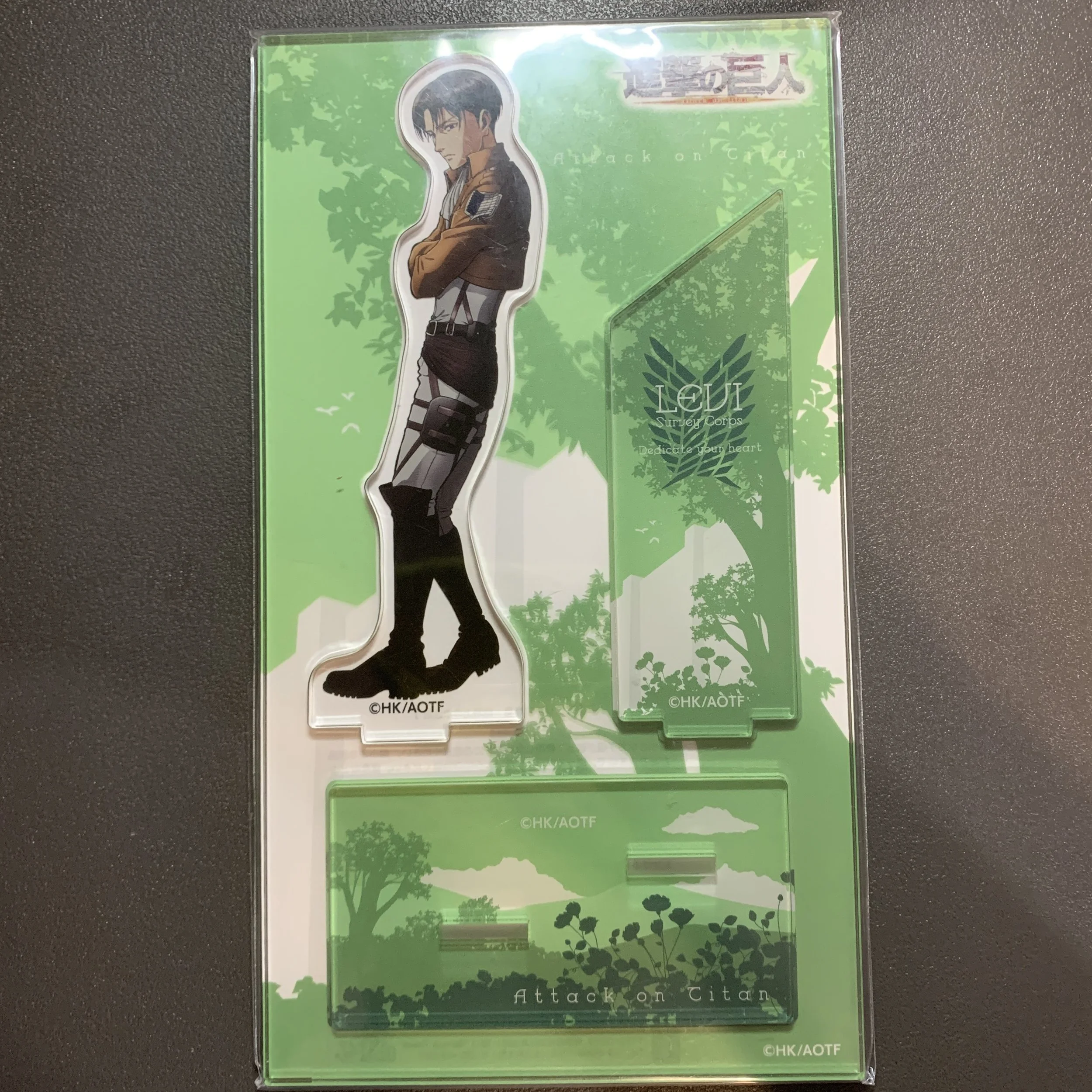 Levi Acrylic Stand
