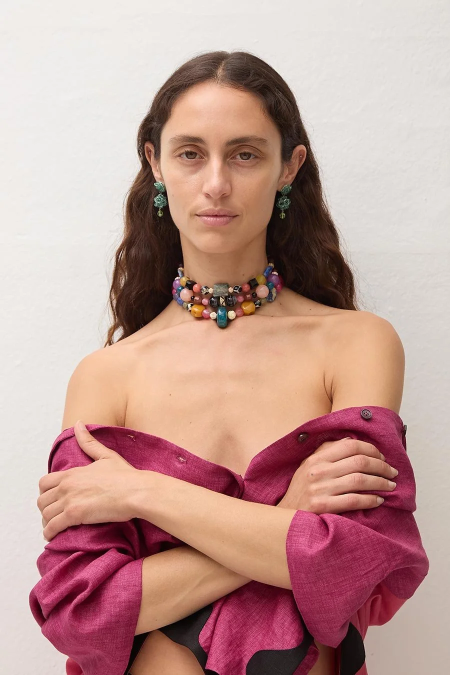 Lydia-Delgado-Blusa-Lakshmi-Pendientes-Shiny-Gargantilla-Frida-Tulum.jpg