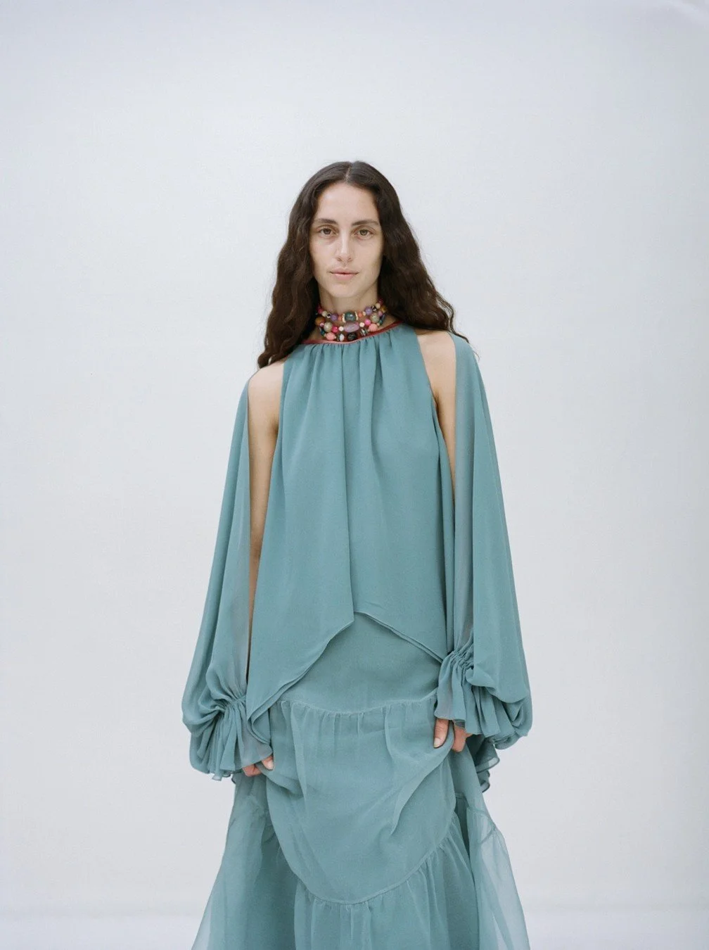 Lydia-Delgado-Top-Atenea-Falda-Eleonora-Gargantilla-Frida-3.jpg