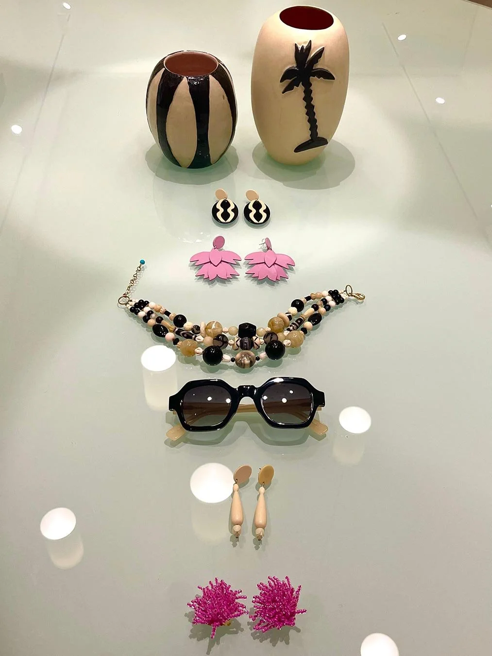 Lydia-Delgado-Gafas-Velvet-Pendientes-Hawai-Corfu-Pola-Costa-Rica.jpg