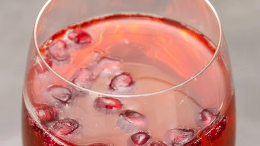 0-pomegranate-orange-sparkler.jpg