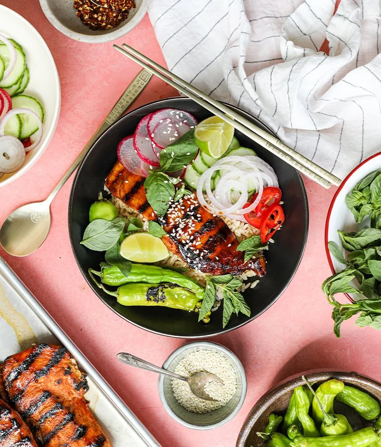 Sweet and Spicy Gochujang Chicken Bowls — SMART CHICKEN