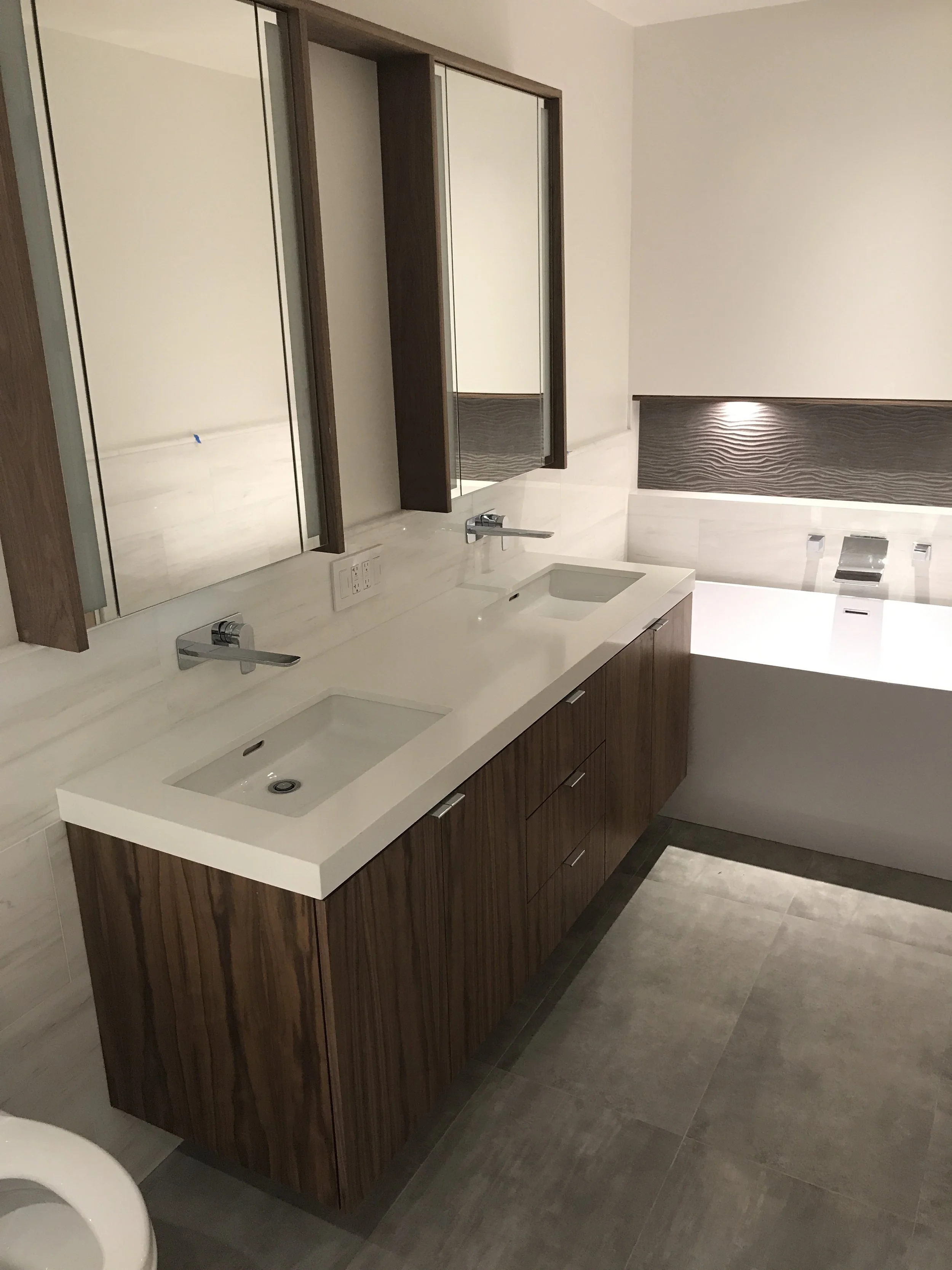 Bathroom sink and tub.JPG