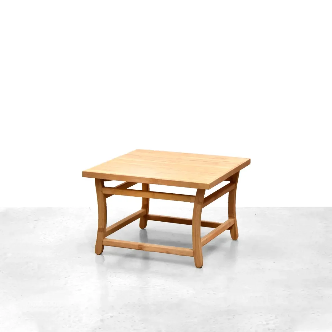 Mesa Primavera de bambú en posición de mesa de centro