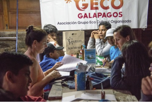 Figure 2. Signing the “Going Back to a Plastics Free Ocean” project agreement with the Galapagos Conservation Trust. GECO implements this project with support from Galapagos Conservancy, Galapagos Conservation Trust, and the Celebrity Cruises Galapagos Fund.