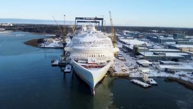 First Look at Icon of the Seas Construction