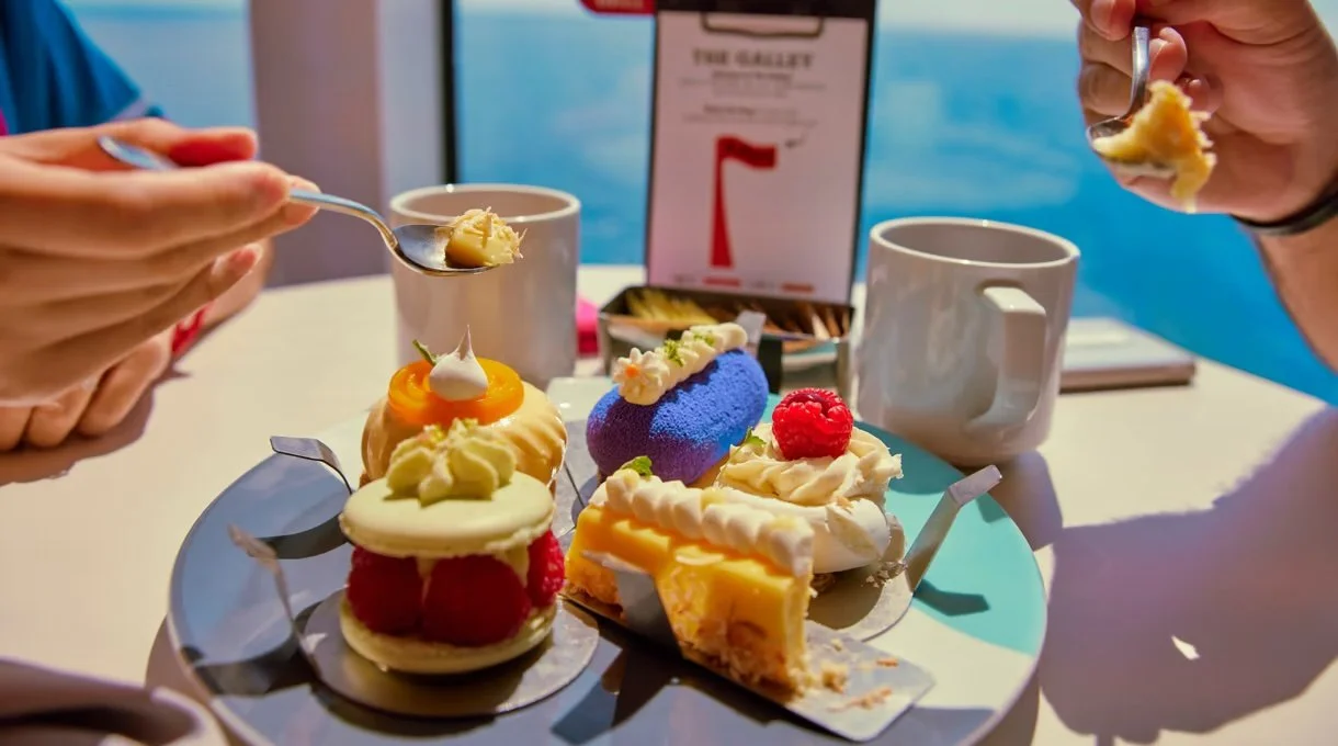 Ultimate Restaurant Guide to Eating on Resilient Lady