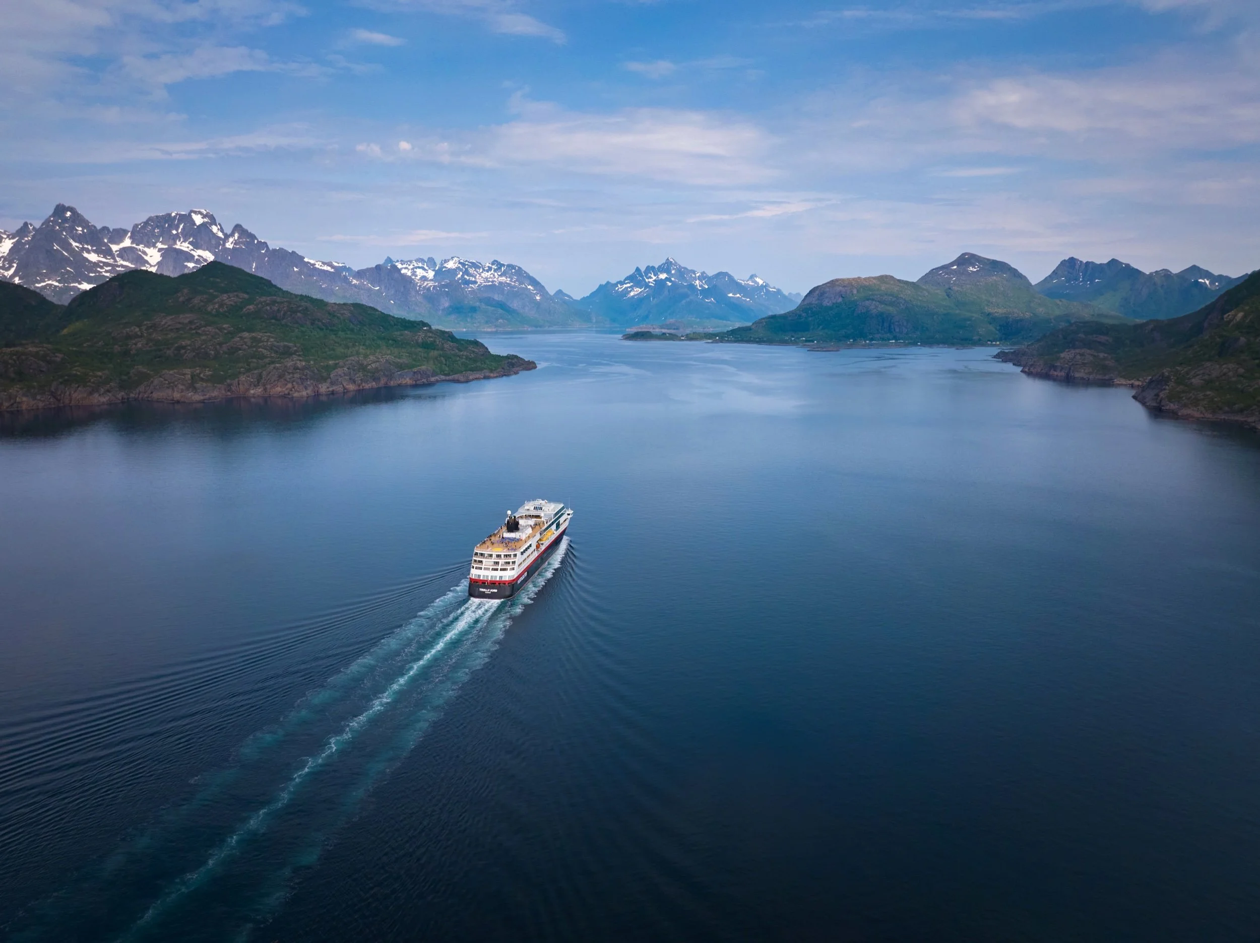 Hurtigruten - Setting the Standard for Sustainable Travel