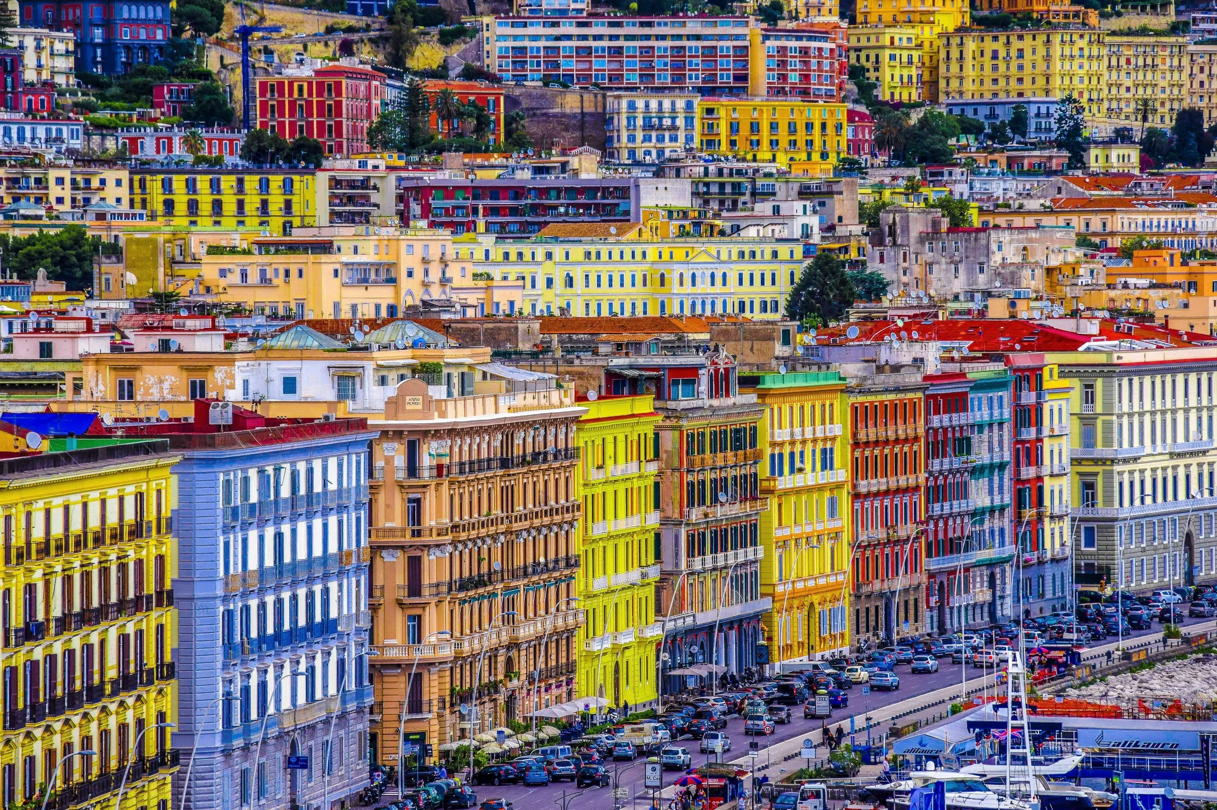 Port Guide: Naples, Italy