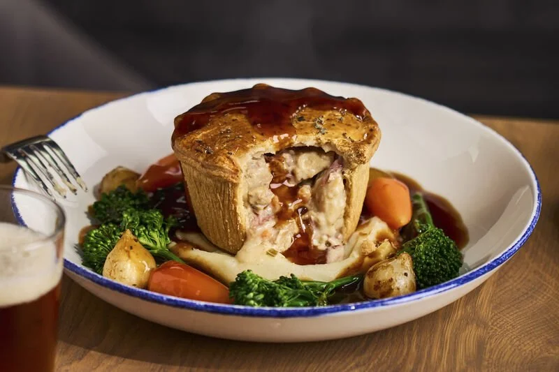Keel &amp; Cow Open Chicken Pie 