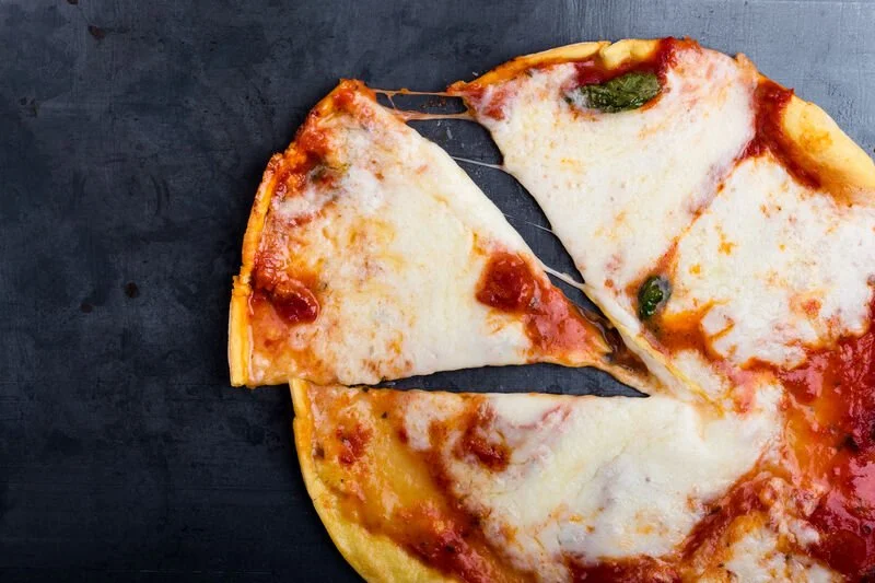Pizza available in buffet on P&O Cruises
