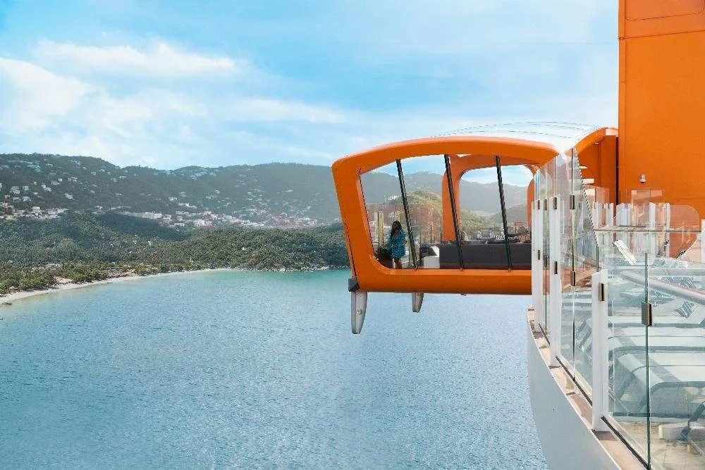 Magic Carpet on Edge Class Ship
