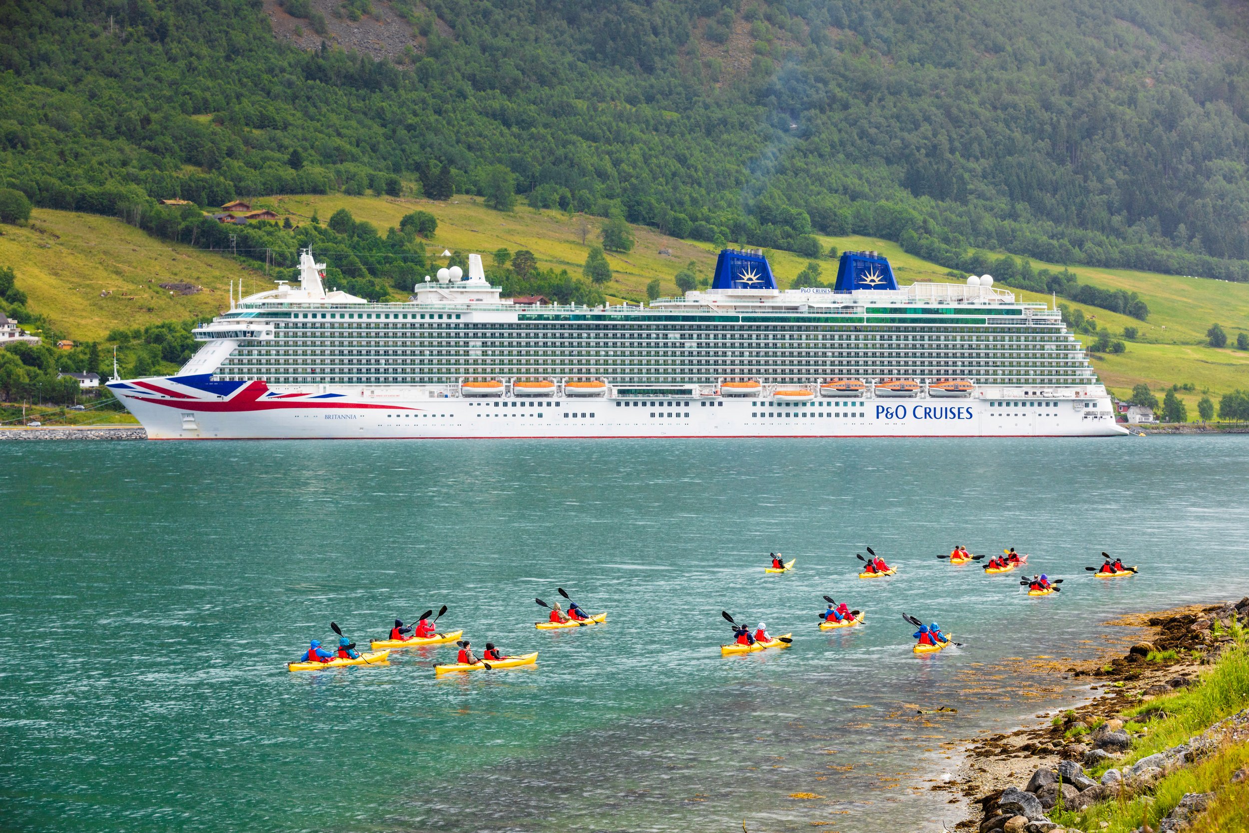 p&o cruises norwegian fjords iona