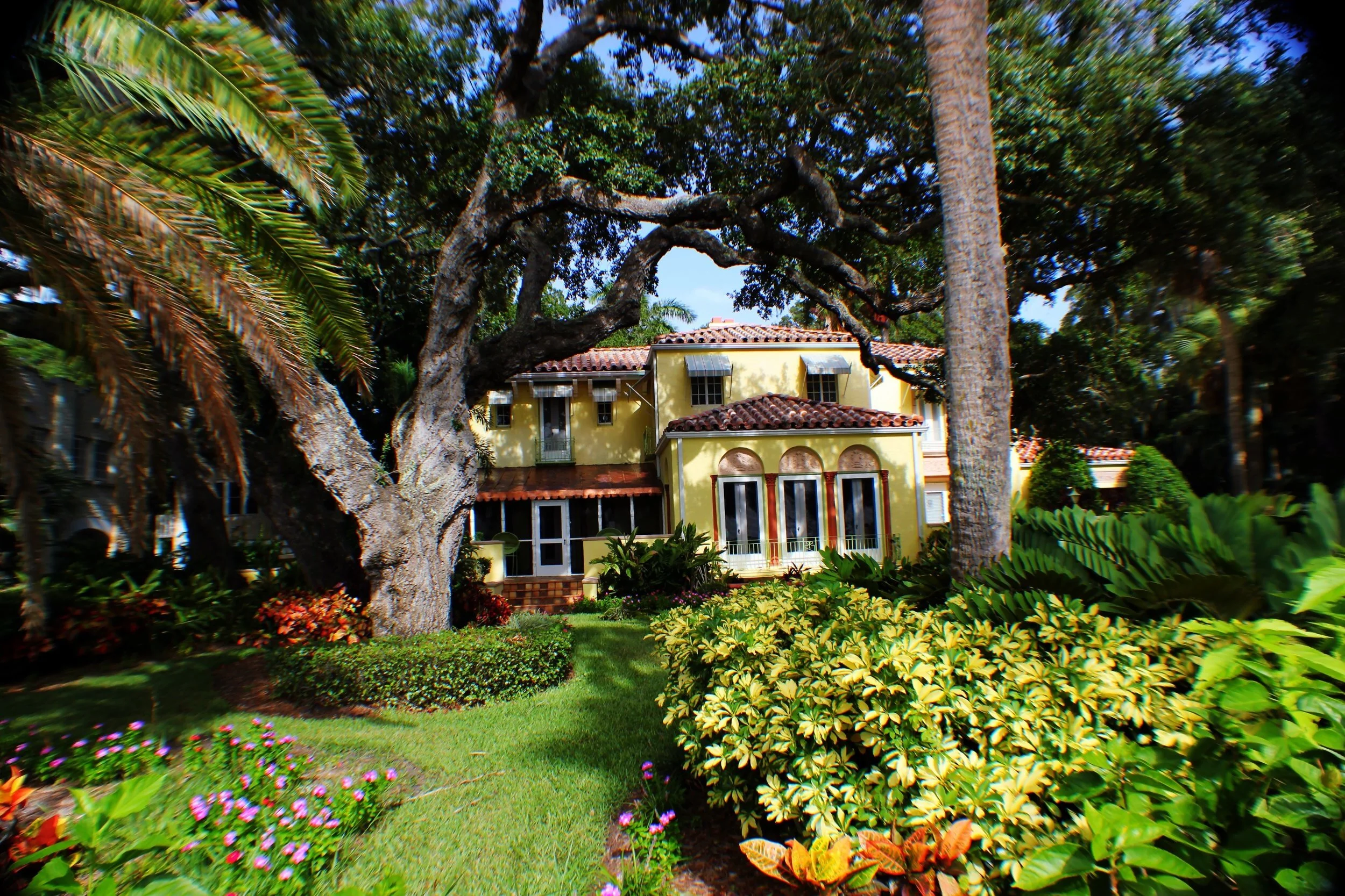 Whitfield House.jpg