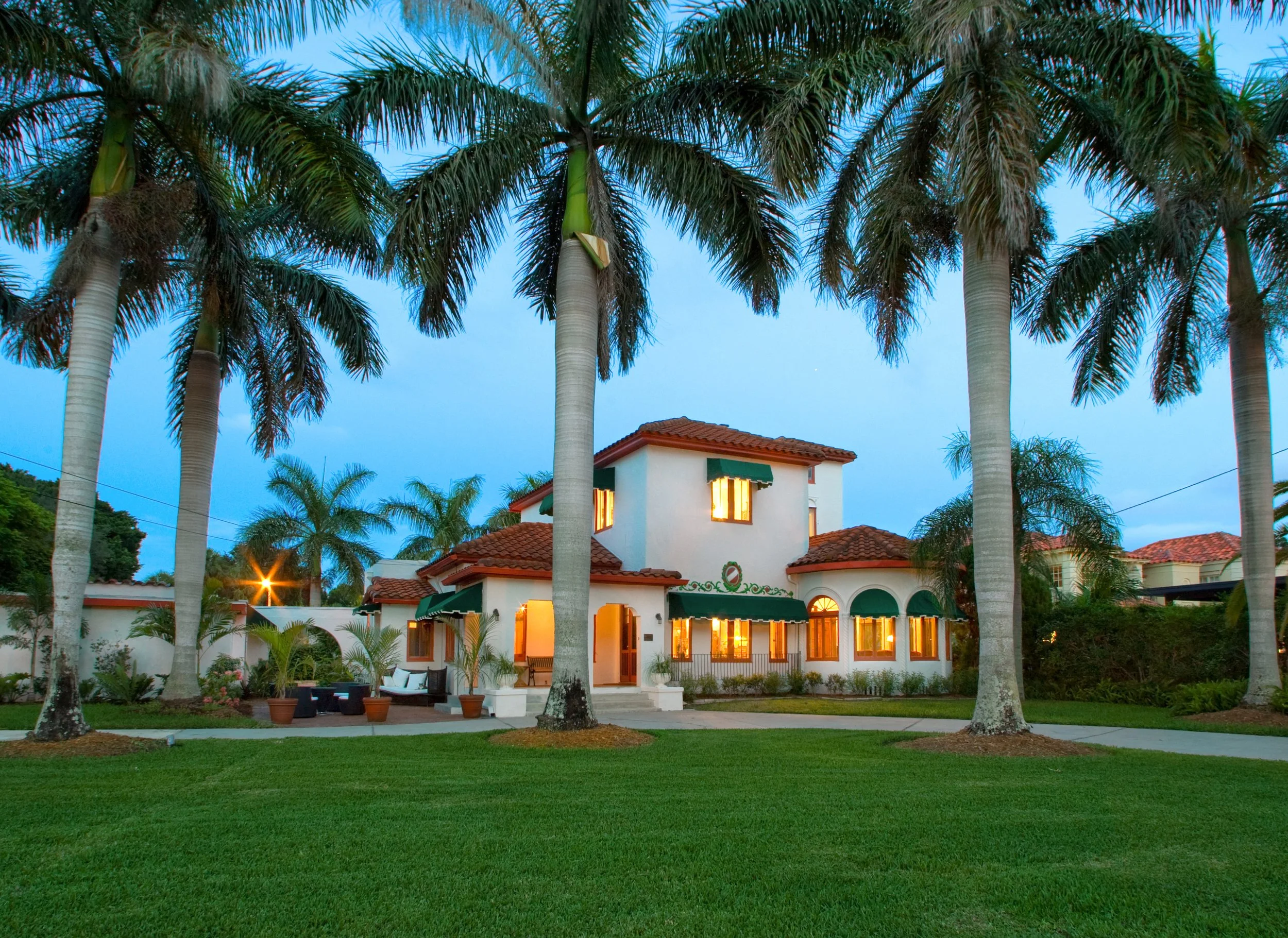 Outside 2 Cropped.JPG