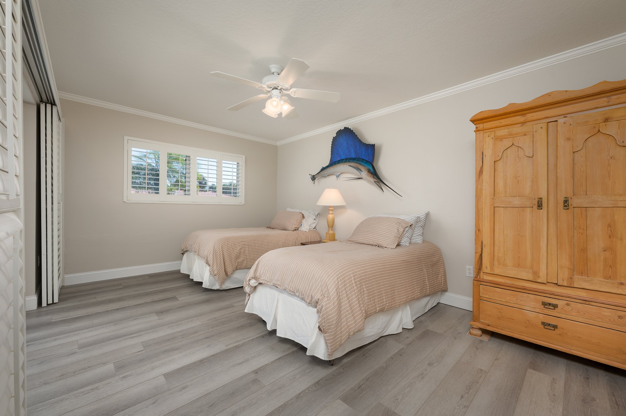 548 Gunwale Ln MLS_36.jpg