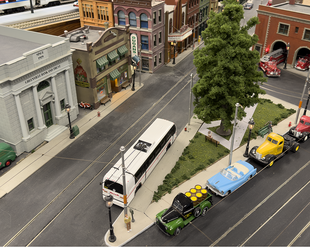 Arch Model Trains 11.23.25_8657.png