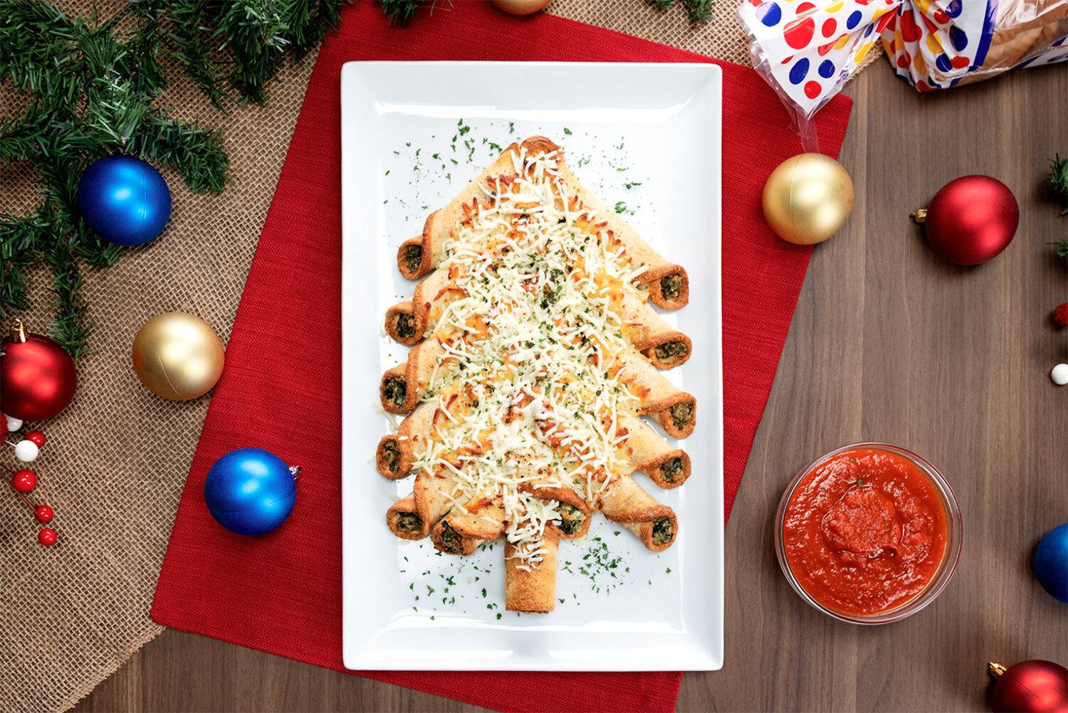 Christmas Tree Spinach Dip Bread