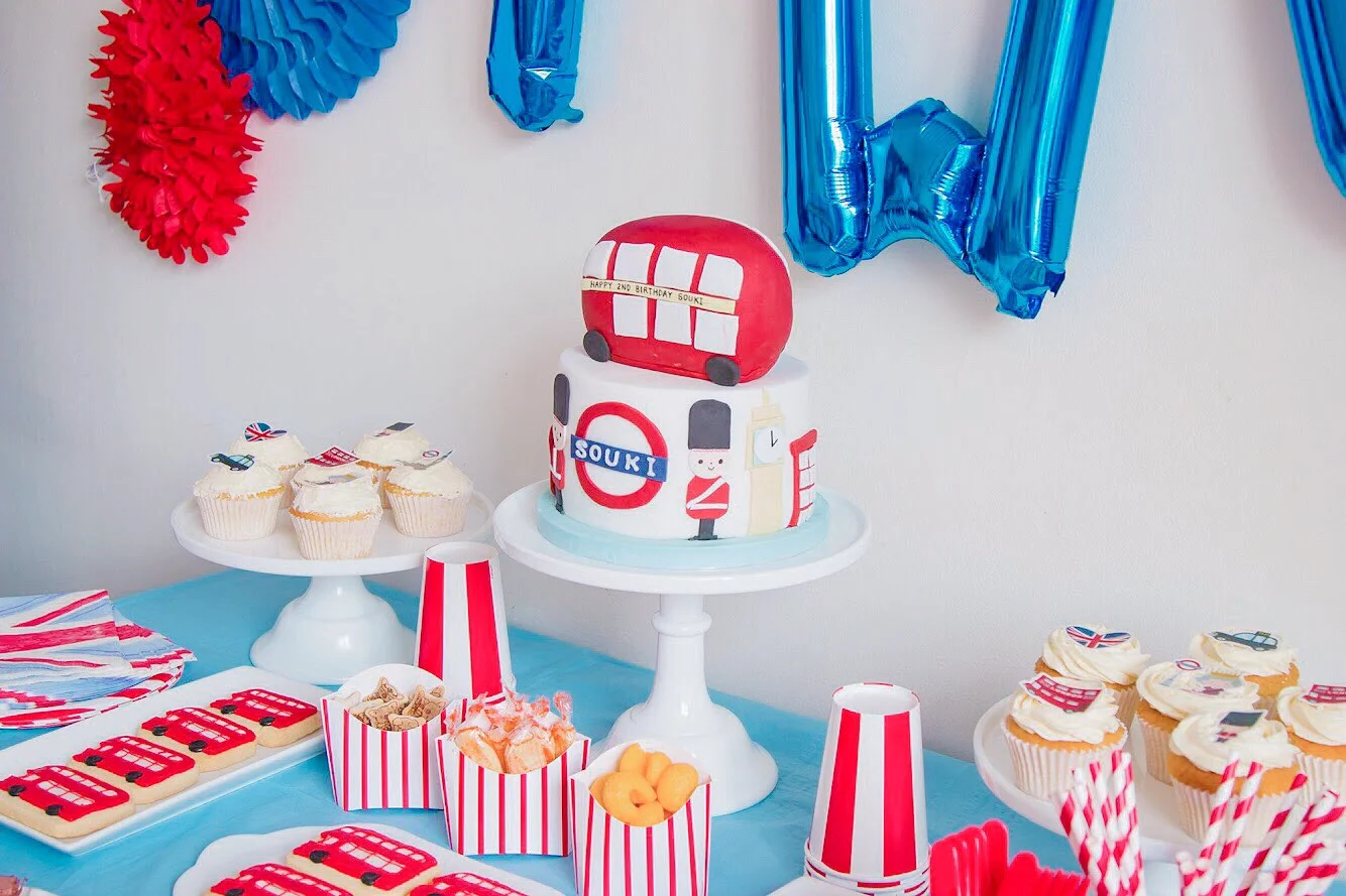 London Bus Cake