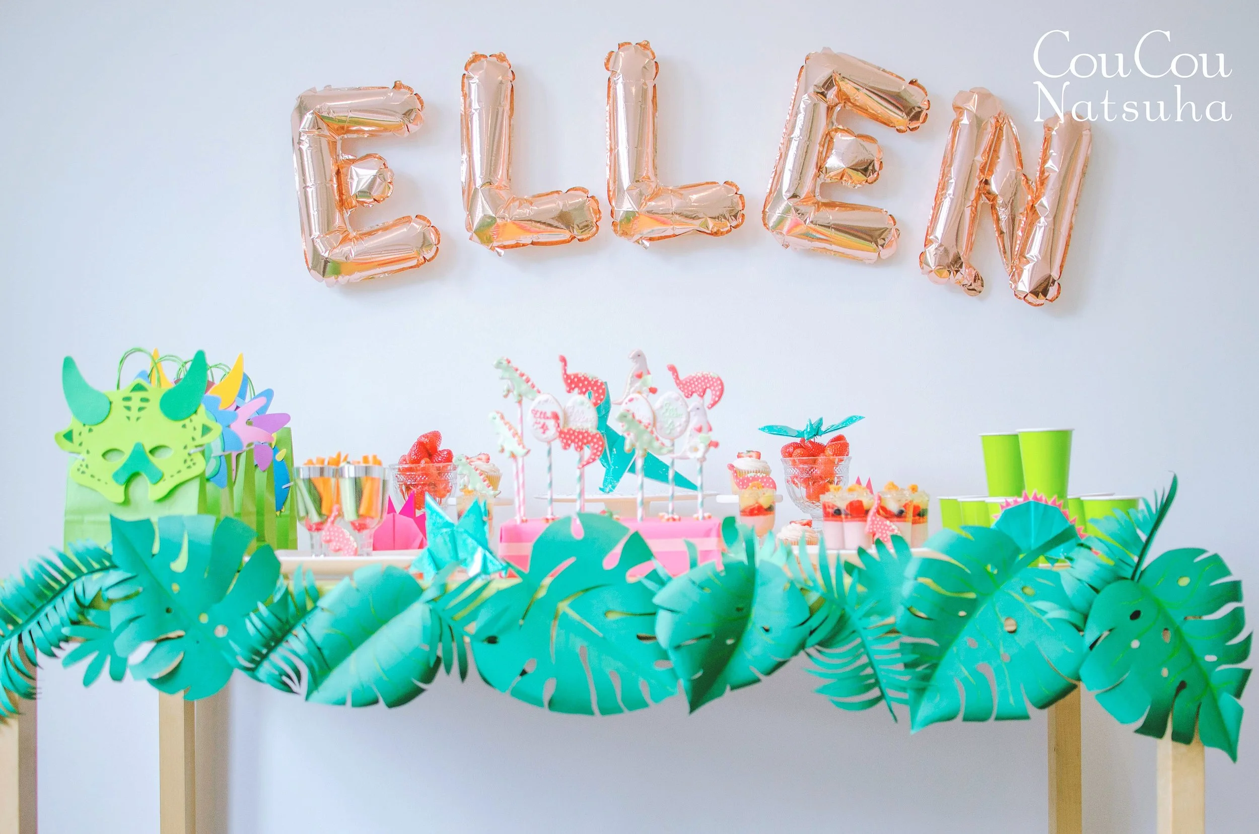 Dinosaurs Love Strawberry Cover Photo