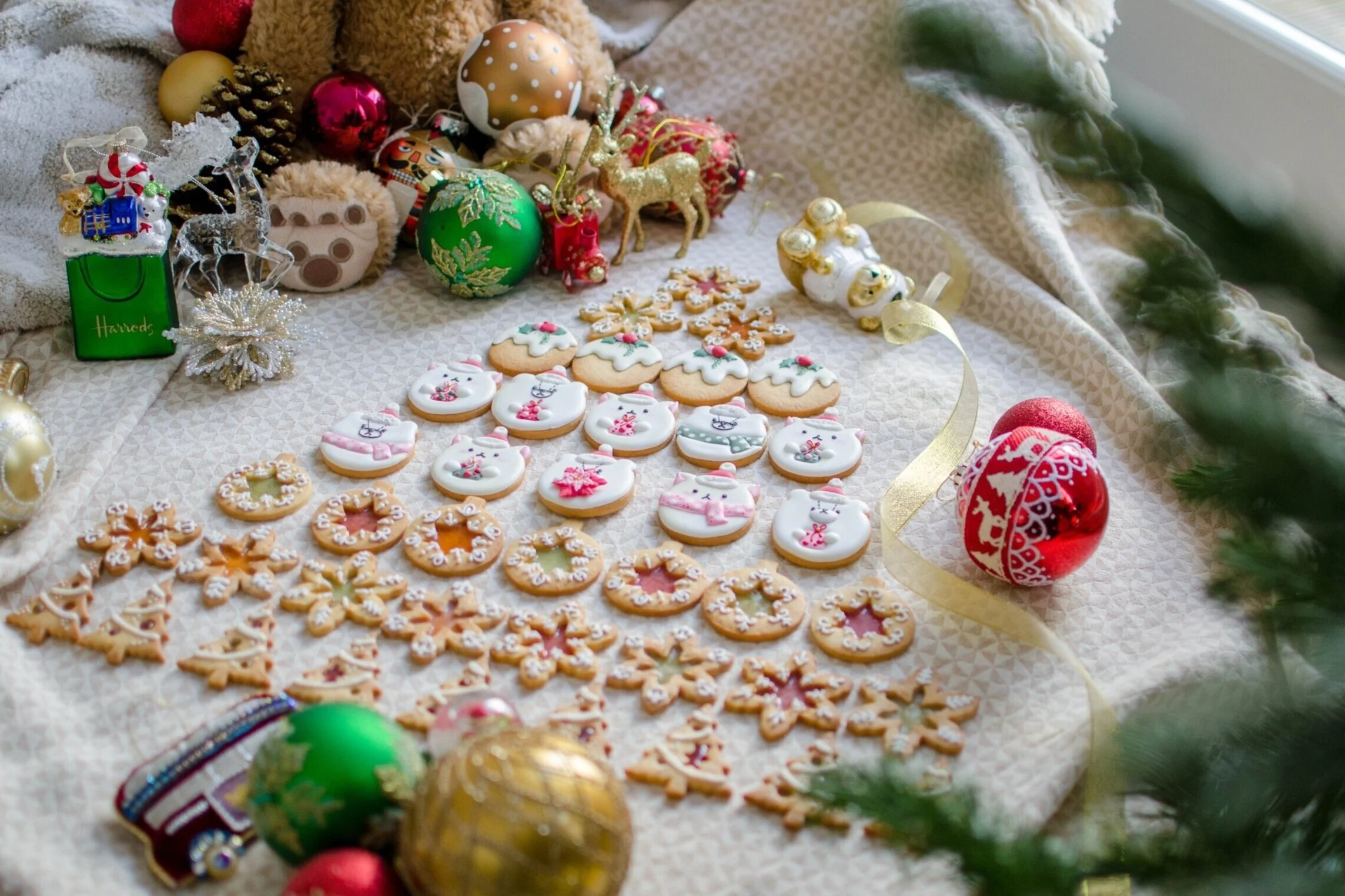 Christmas Festive Stall At Food Fair - フードフェアでクリスマススイーツショップ