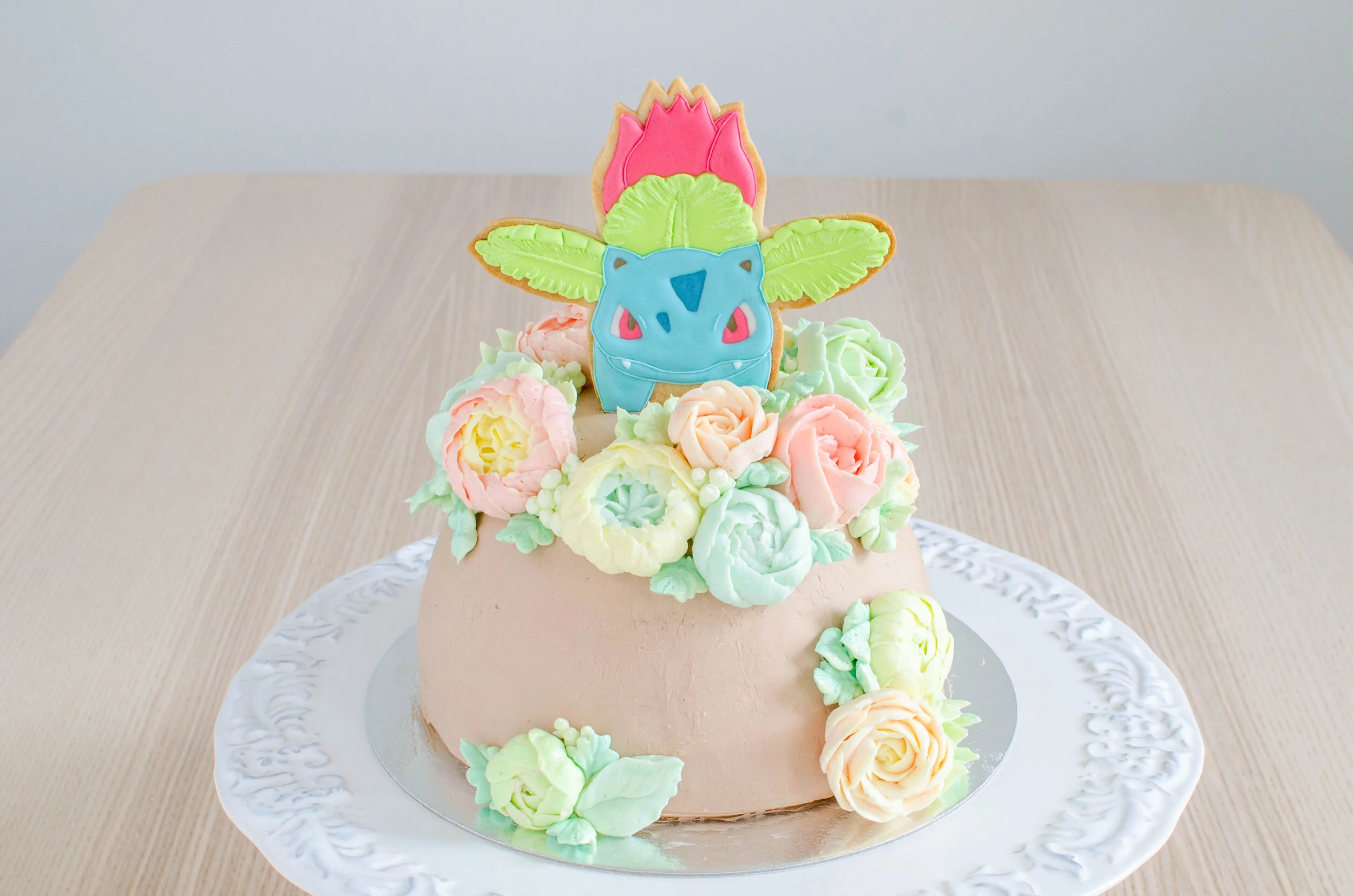 Gotta catch 'em all! Pokémon Ivysaur Cake - ポケモン「フシギソウ」遊ぶ花畑ケーキ