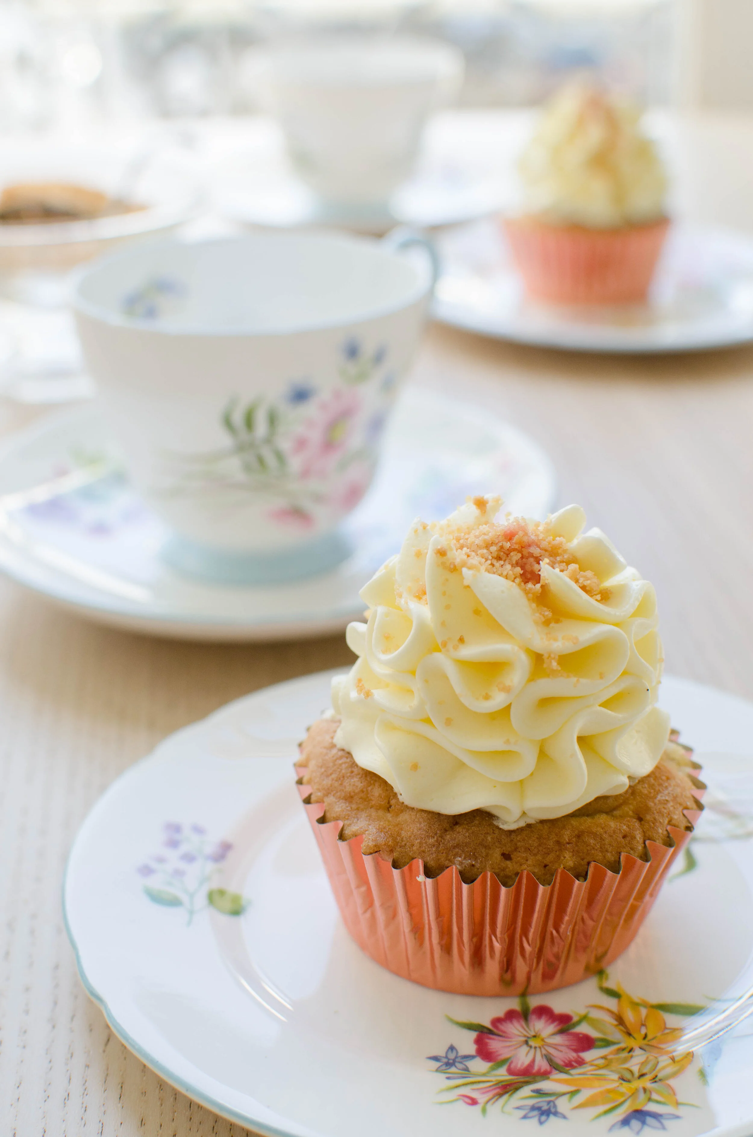 Rhubarb Crumble Cupcake - ルバーブクランブル・カップケーキ