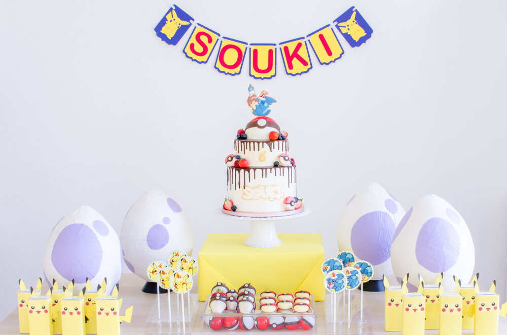 Pokemon Go Birthday Party Table With Pikachu And Gible ピカチュウとフカマル大発生チュウ ポケモンgoバースデーパーティー スイーツ編 Coucou Natsuha