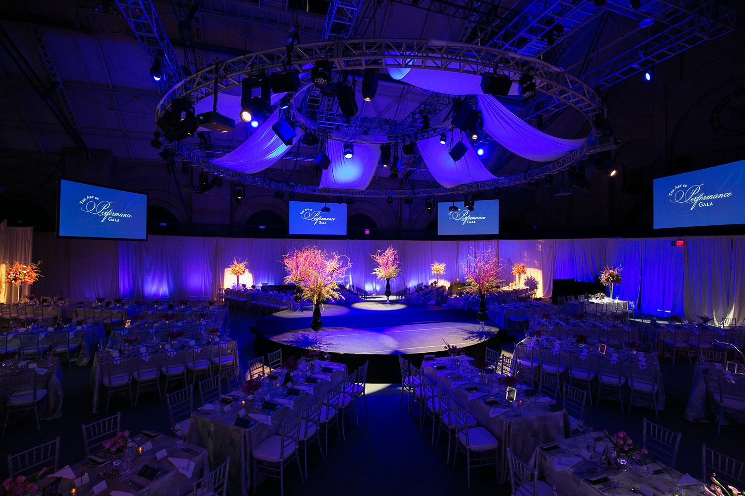 01_Celebrity+Series+Non+Profit+Gala+Stage_AE+Events.jpg