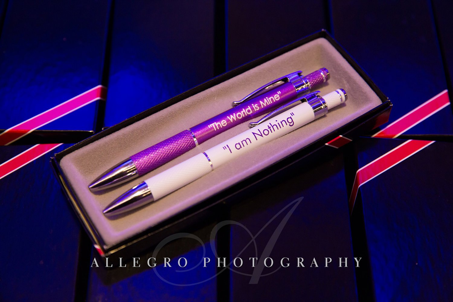 05_Emerson+Event+Room+Pen+Favors_AE+Events.jpg