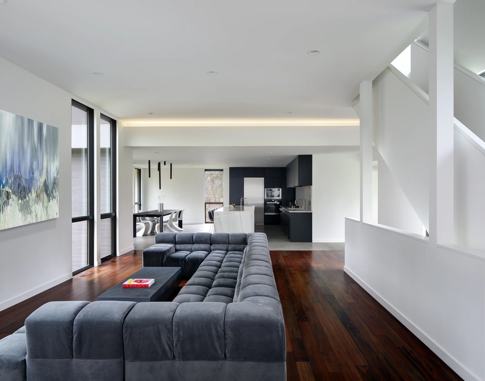 Meander House