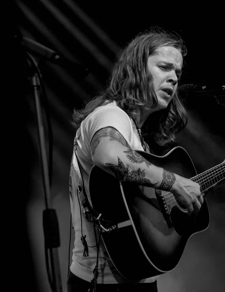bordeauphoto_billystrings_mohawk.webp