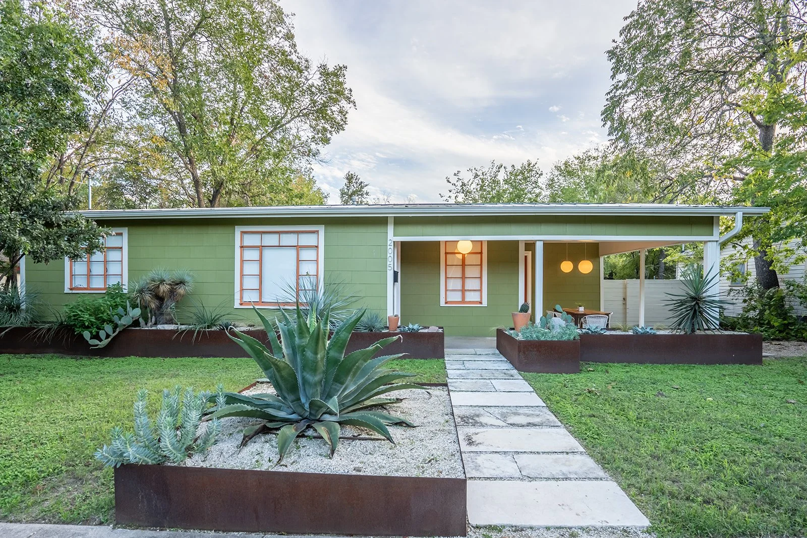 Austin Airbnb Front Door (Copy)